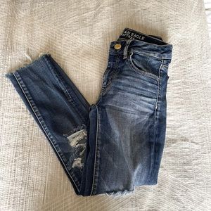 American Eagle distressed jeans